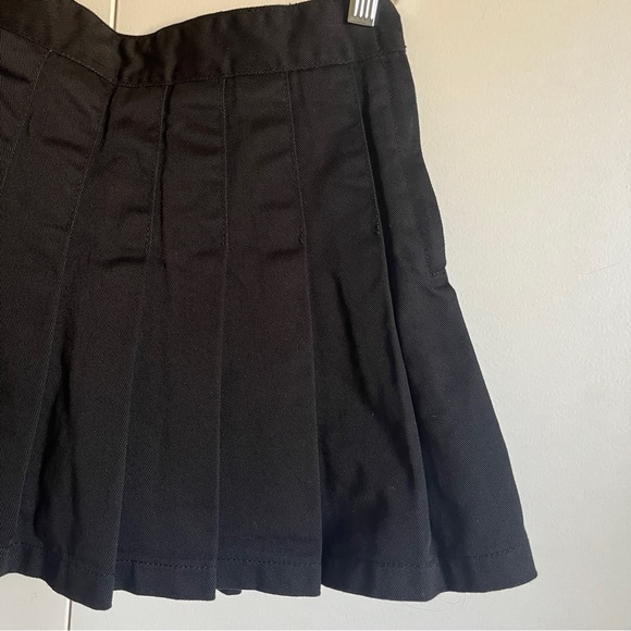 Brandy Melville J Galt Mini Tennis Skirt - Picture 4 of 6